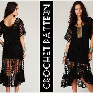 Puede incluir: Vestido negro de crochet con un dobladillo alto-bajo y un ajuste holgado. El vestido est&aacute; hecho con un delicado patr&oacute;n de punto abierto y tiene un escote redondo.