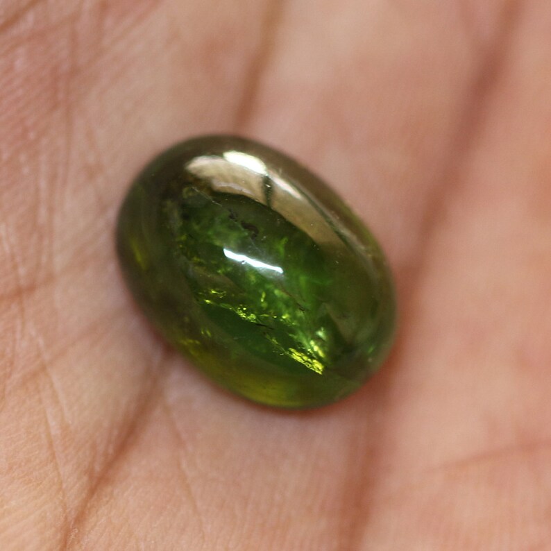 Tourmaline cabochon,natural green tourmaline,tcw-12.65 ct