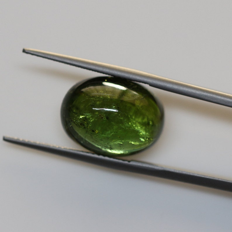 Tourmaline cabochon,natural green tourmaline,tcw-12.65 ct