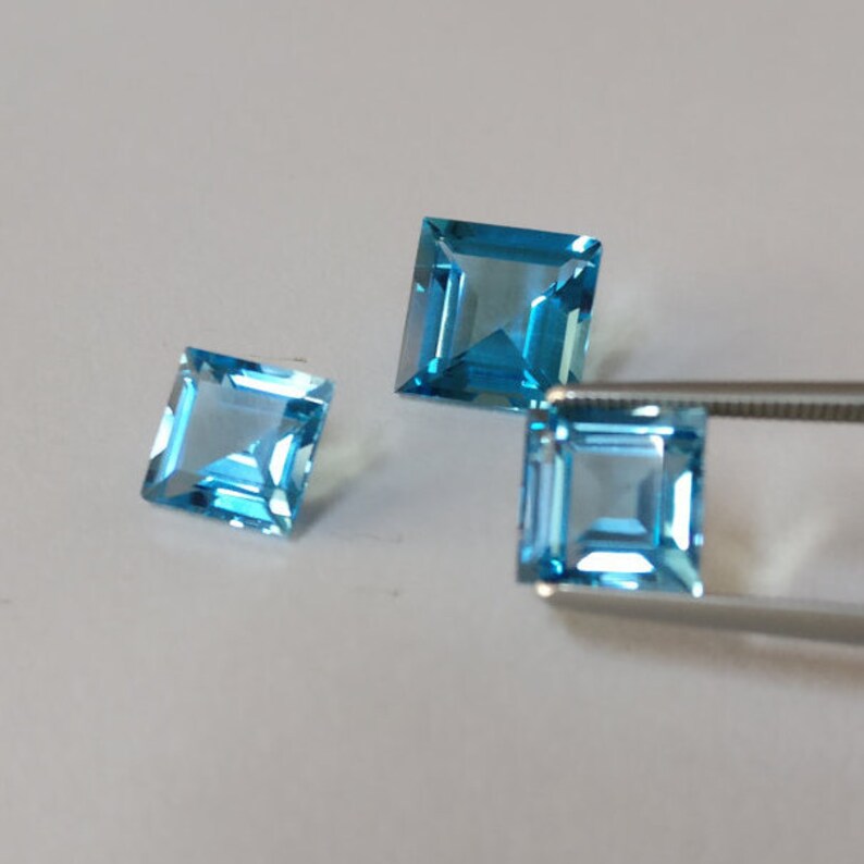 Swiss blue topaz princess cut,3 pcs set,tcw-11.2ct image 3