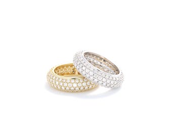 18KT Gold Natural Diamond Band, Stackable Ring, Luxury Ring for her, Luxurious Jewelry