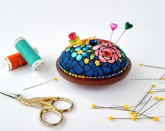 Floral Pincushion - Pincushion - Pins & Needle Accessories