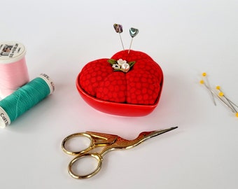 Heart Pincushion - Pincushion - Pins & Needle Accessories