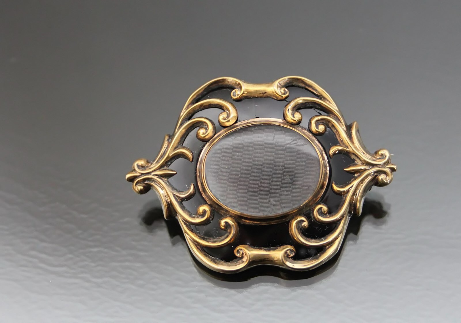 Mourning brooch with on sale hair
