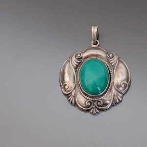 SKONVIRKE. Floral Chrysoprase Pendant. Silver 800. Repousse. Arts And Crafts.