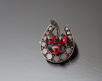 アンティーク ビクトリア朝 ボヘミアン ガーネット 馬蹄 ブローチ ピン