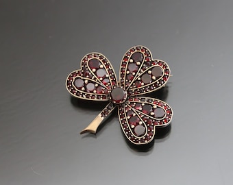 ヴィンテージ ボヘミアンガーネット　ブローチ bb6c793726224769ca5be526b96a1e