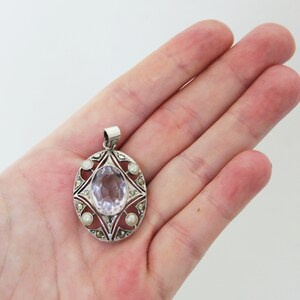 Ciondolo Art Déco in argento 835 con ametista. Collana vintage di marcasite e perle immagine 7