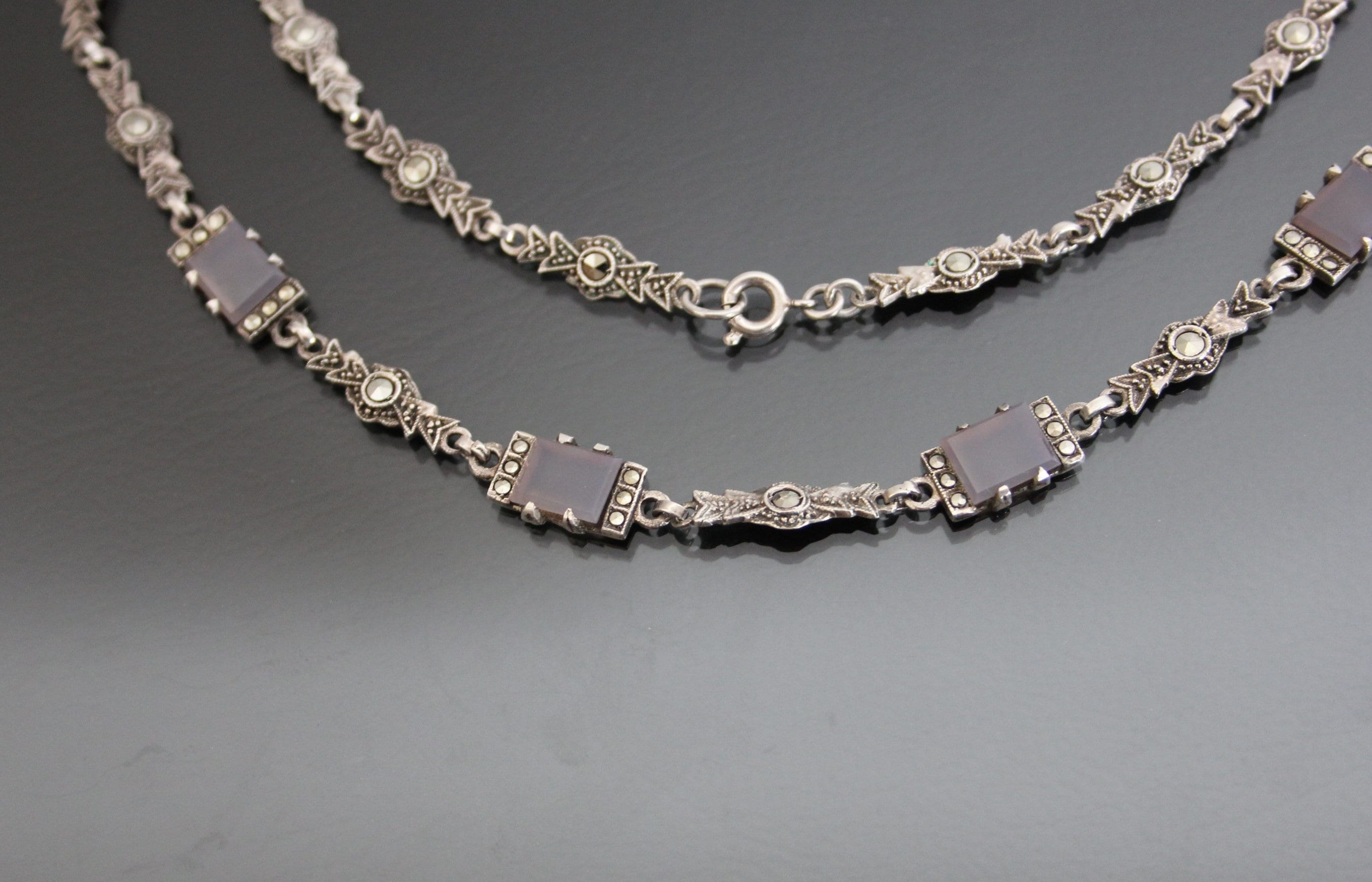 Collier Vintage En Argent Massif Avec Calcédoine - Pendentif, Poids 111,1g, Longueur ~44cm, Occasion