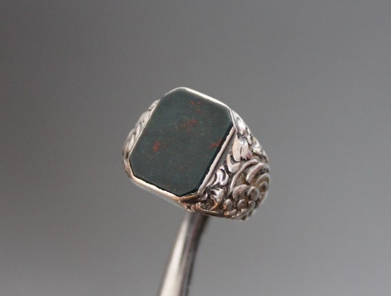 Art Deco Mens Signet Ring. Bloodstone Silver 835,… - image 1