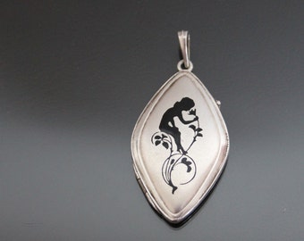 HENKEL & GROSSE. Art Nouveau Enamel Alpacca Locket. Fairy Pendant.  Jugendstil Secession Edwardian Photo