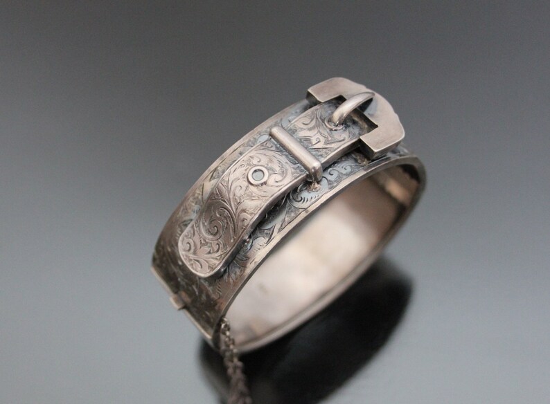 Victorian The Garter Belt Buckle 925 Silver Sterling Engraved Hinged Bangle Cuff Bracelet.