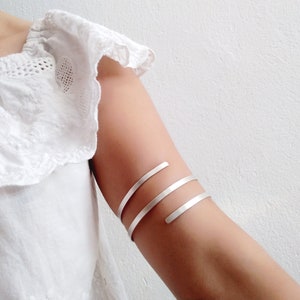 Large spiral bicep bracelet, sterling silver 925 upper arm cuff