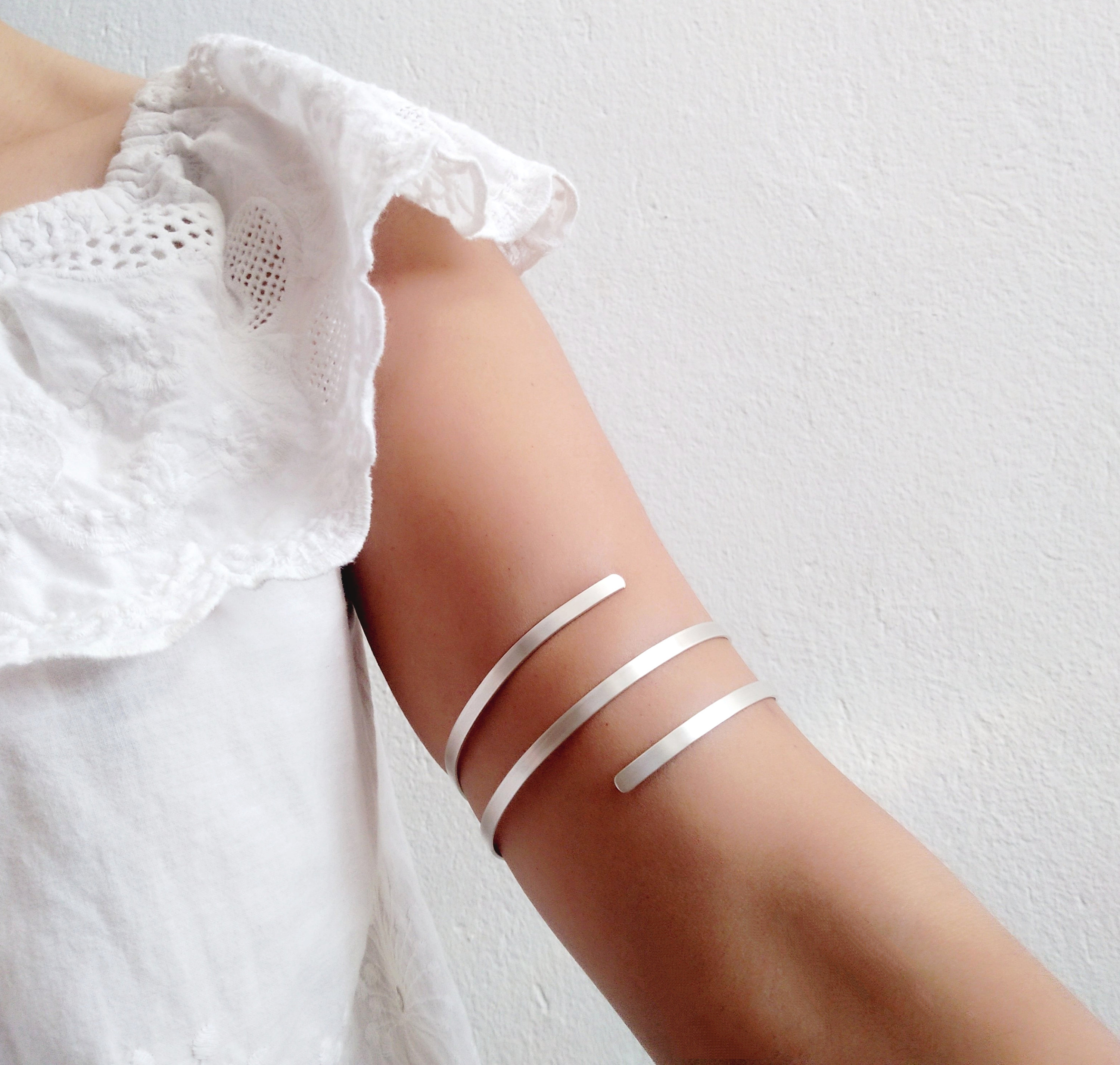 Love Bracelet Arm Cuff Bangle Bracelet Chain Silver J Dauphin For Sale at  1stDibs | bracelet dauphin, silver arm chain, shia kada