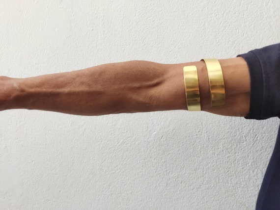 Men Gold Wide Upper Arm Band, Wrap Around Men Armlet Cuff, Men Metal Snake Bicep Bracelet - Etsy Men Gold Wide Upper Arm Band, Wrap Around Men Armlet Cuff, Men Metal Snake Bicep Bracelet - Etsy