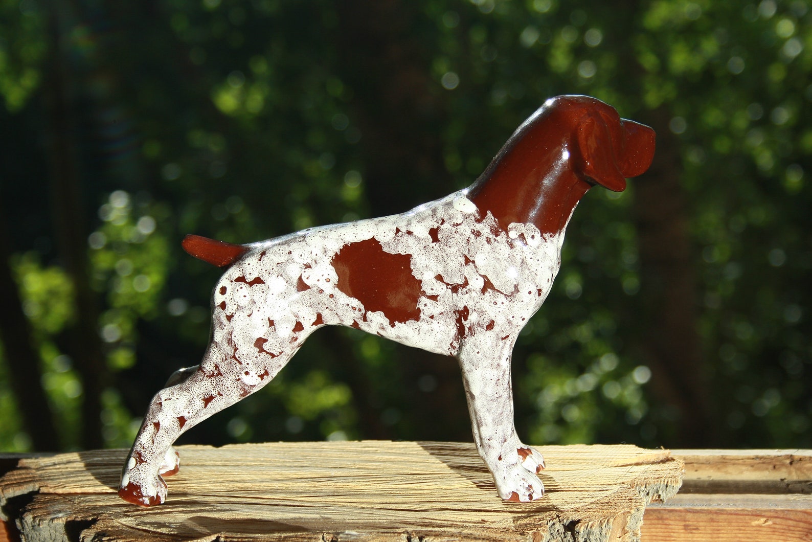 pointer dog figurines