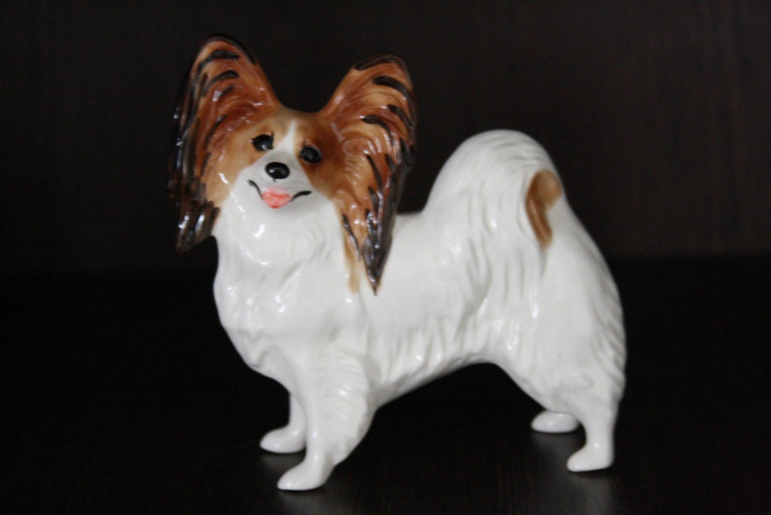 papillon statue