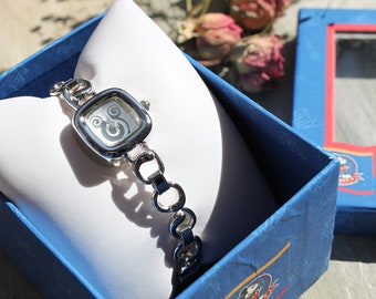 Vintage Womens Mickey Wrist Watch/Timex-Mickey's World Collection/New In Box/Disney Collectible/Retro Acessories/Unique Gift~FREE Shipping