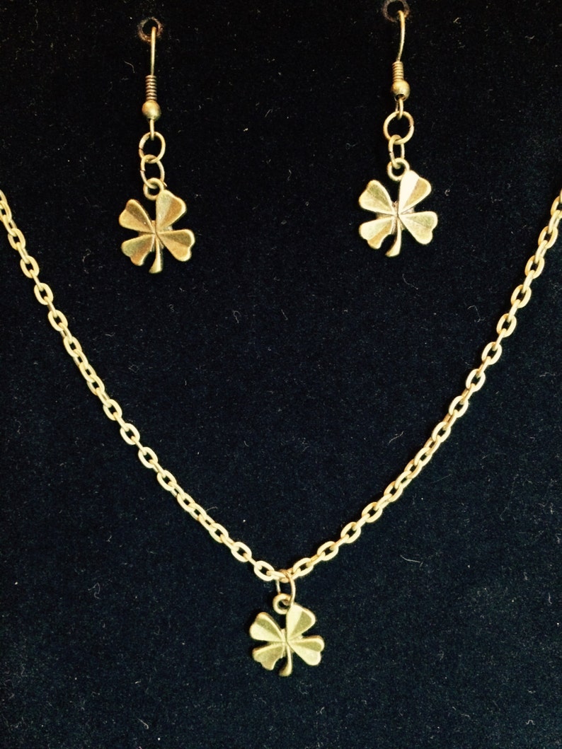 lucky horseshoe earrings Silver shamrock necklace Lucky horseshoe necklace bronze shamrock necklace /& earrings silver shamrock earrings
