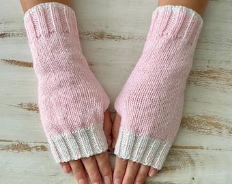 Guantes sin dedos, calentadores de brazos y accesorios hechos a mano.