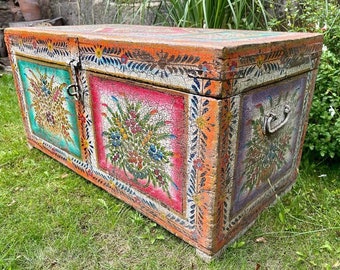Authentic Indian Storage Trunk: Mango Wood Hope Chest