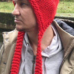 Handmade Chunky Knit Pixie Hat: Winter Accessory image 3