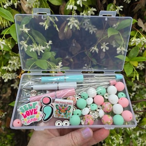 DIY beadable pen set, beadable pen, beads, ballpoint pen set, DIY, silicone bead set, ballpoint pen, focal beads, pen set, DIY craft, pens