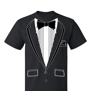 Tuxedo (Black) with Pocket Square Men&#39;s T-shirt | Party Prom Funny Anniversary Graduation Wedding Engagement Halloween Costume Accessory