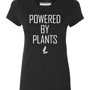 Powered by Plants Funny Vegan - Ladies&#39; T-shirt