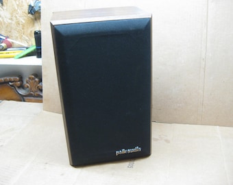 Vintage 1980's Polk Audio Monitor Series 4 Woodgrain Bookshelf