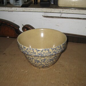 Vintage Roseville Ohio #7 Yellow Stoneware Blue Sponge Splatter Mixing Bowl