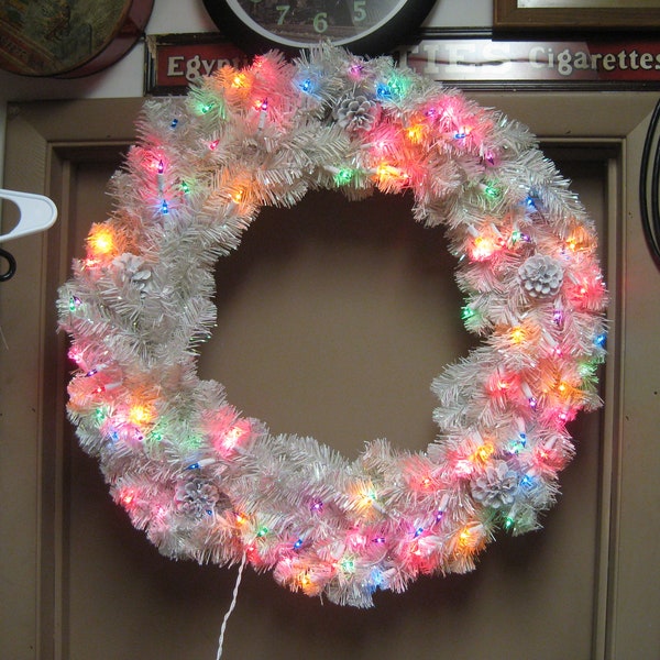 White Christmas Wreath With Lights - Etsy