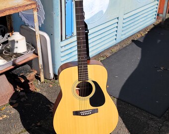 アコースティックギター　YAMAHA ギターケース、スタンド付 solo：アコースティックギタースタンド | undefinedメックス