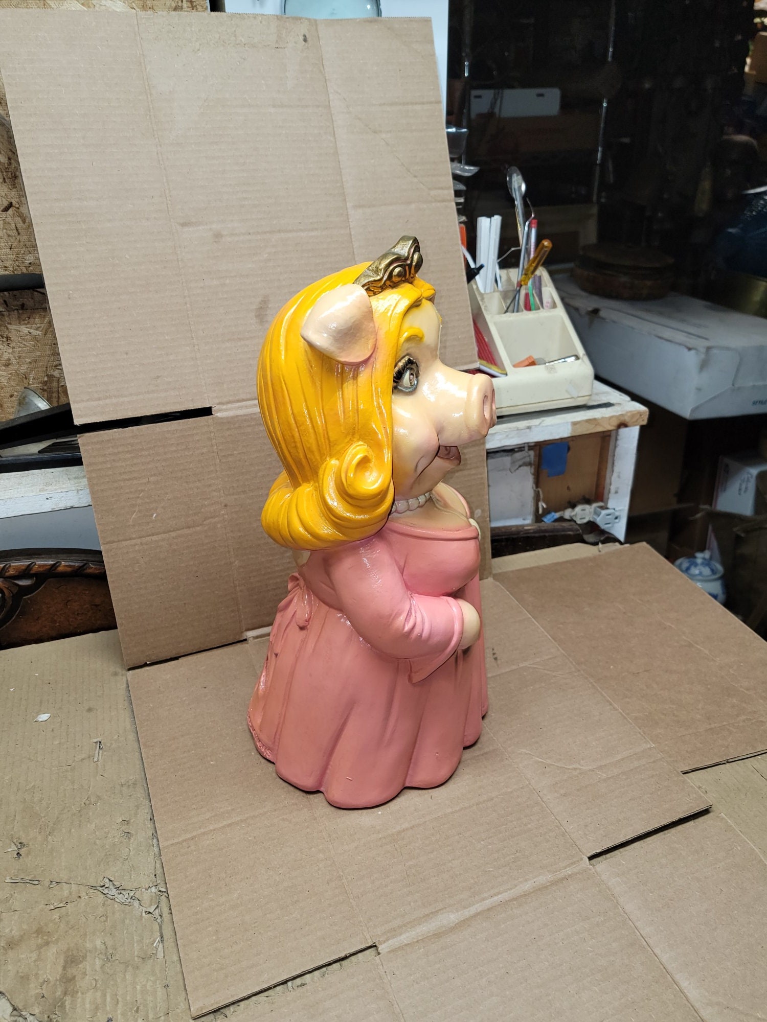 Miss Piggy Ceramic Coinbank / ミスピギー Miss Piggy Ceramic Coinbank / ミスピギー - TOYS & JUNKS HAKIDAME