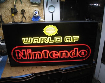 Vintage NINTENDO Superbrite Series Store Front "World of Nintendo" Large Lighted Display w/ Labels P/N 25517