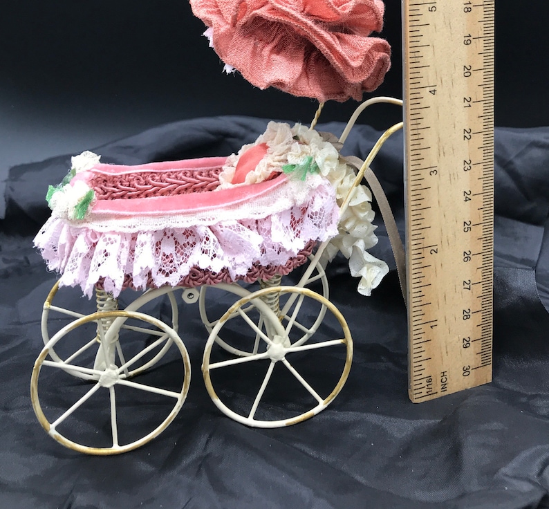Victorian Dollhouse Pram Artisan Made Miniature Baby Carriage Dollhouse Nursery Baby 1:12 Scale Baby Stroller Vintage Metal Baby Buggy