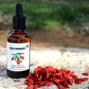 Organic Goji Berry Face oil |Glow Goji Facial Oil 100 ml | Vegan Skincare Moisturizer | Anti-Aging oil Formula |Facial Natural Treatment Oil