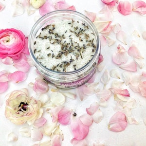 Lavender Bath Salt Muscle relief bath salts- Detox Epsom and Dead Sea Salts with Lavender Buds & Essential Oils