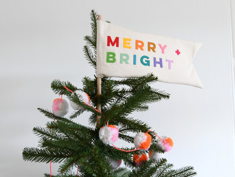 House of Hooray Christmas Tree Topper Flag - Thumbnail 2