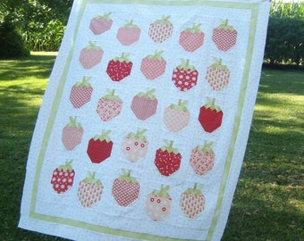 Strawberry Social Quilt Pattern by Margot Languedoc Designs for The Pattern Basket, sewing instruction booklet