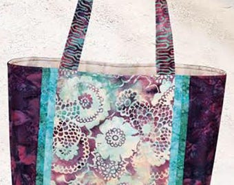 Fiji Tote Pattern by Nancy Green for Pink Sand Beach Designs, 6 pockets inside, fat quarter friendly