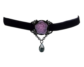 Fluwelen choker met frambozenhanger - retro sieraden - handgemaakt in de VS