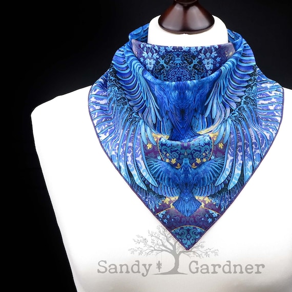 Raven Scarf, Raven gift, gift for her, Game of Thrones, Winged scarf, winged scarf, Raven present, Raven accessory, three eyed Raven