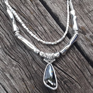 Collar de mujer, collar largo, collar Swarovski, estilo uno de 50, collar de plata, collar boho, collar boho, collar de cristal