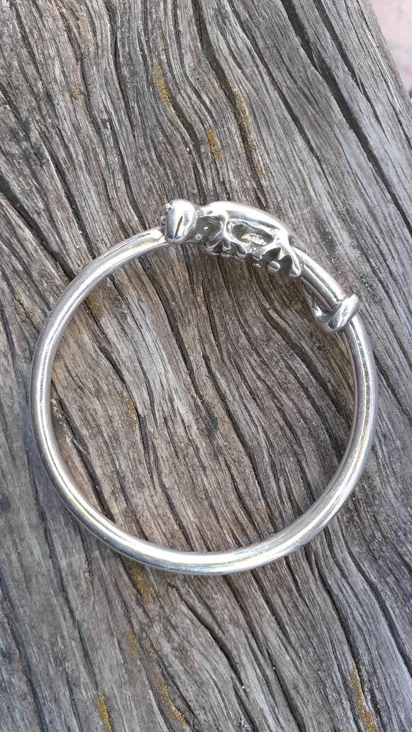 シルバーサラマンダーブレスレット、シルバーネイルブレスレット、大胆