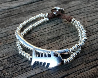 Bijoux femme, bijoux femme, bracelet femme, bracelet poisson, poisson argent, bracelet bohème, bracelet argent, bracelet cuir, arête de poisson