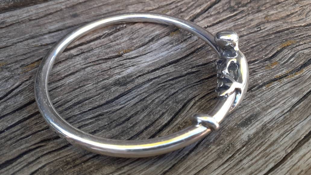 シルバーサラマンダーブレスレット、シルバーネイルブレスレット、大胆