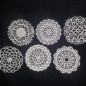 VARIOUS SHAPES EDIBLE Sugar Lace Doilies - Ready To Use For Coffee, Tea, Cupcakes, Or Cookies