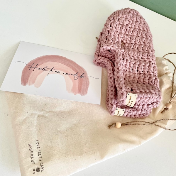 Chaussons dans un sac, cadeau parfait, chaussons au crochet en coton dans un sac en coton personnalisé, cadeau pour femme, cadeau dans un sac, vegan, chaussons écologiques