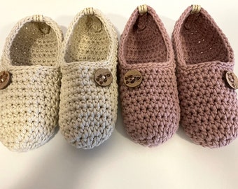 Women organic cotton slippers, Crochet slippers, women slippers, warm slippers, soft slippers, gift for women, house slippers, unique gift